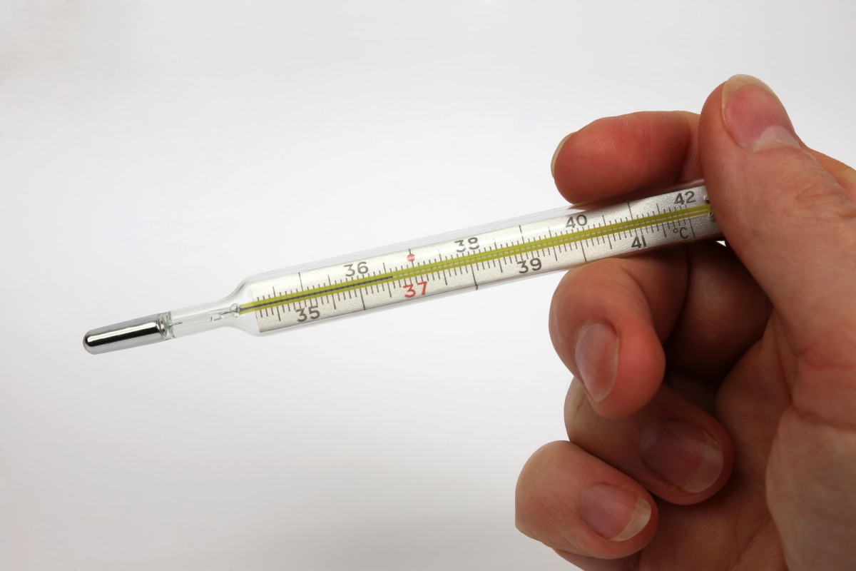 koronavirus-xesteleri-ucun-hansi-beden-temperaturu-risklidir