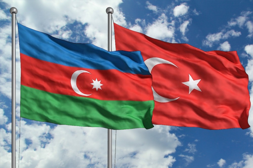 azerbaycan-vetendaslari-turkiyeye-hansi-senedlerle-sefer-edecek