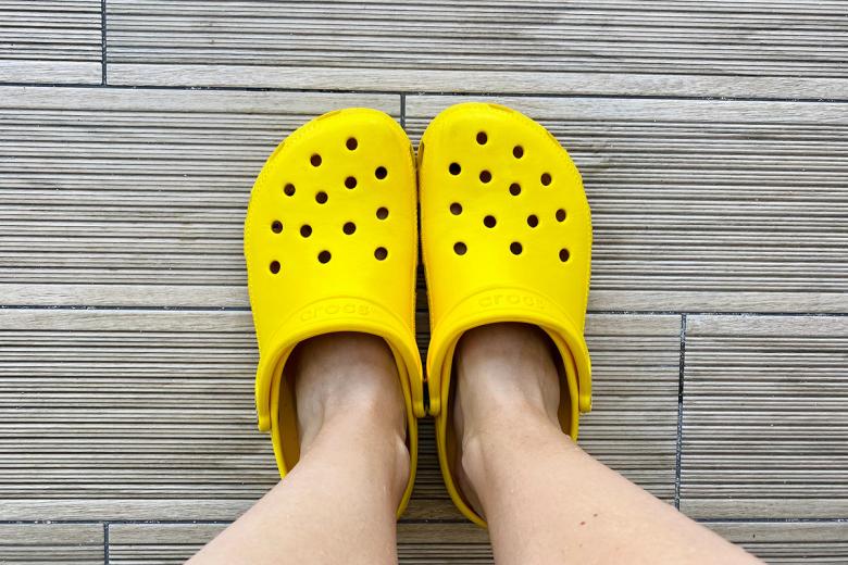 crocs-ayaqqabilarin-ziyandan-basqa-hec-bir-faydasi-yoxdur