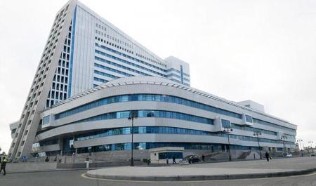 yeni-klinika-isci-axtarir