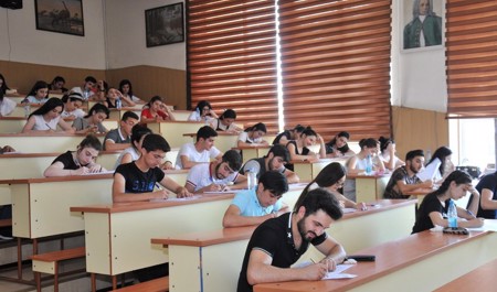 bu-universitetlerde-dersler-onlayn-kecirilecek