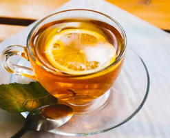 limonlu-cay-heqiqeten-immunitet-sistemini-guclendirir