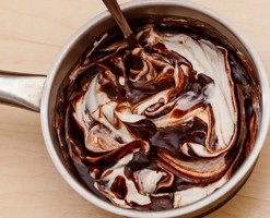 tund-sokoladli-sudlu-ickinin-ezelelere-enerji-verdiyi-subut-edilib