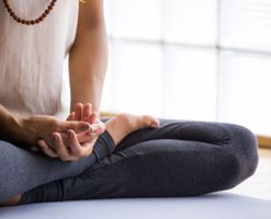 barmaqlari-saqqildatmaq-zererli-imis